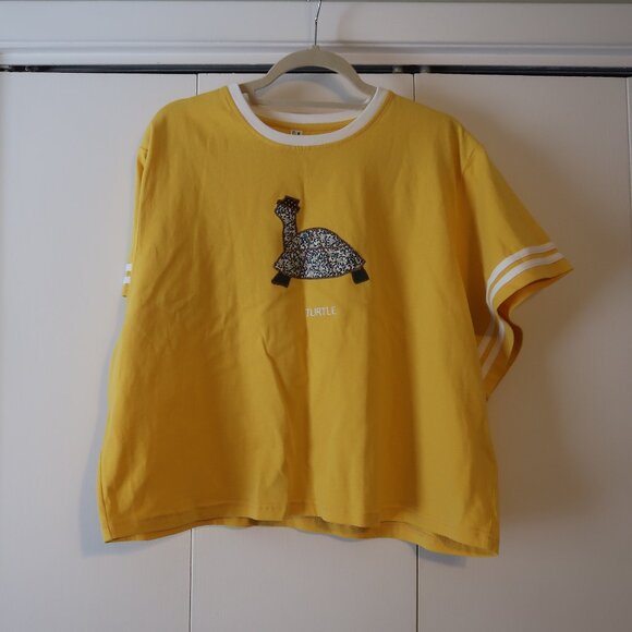Fashion Brand Company Tops - Fashion Brand Company Tommy Tee in Yellow Turtle 2x